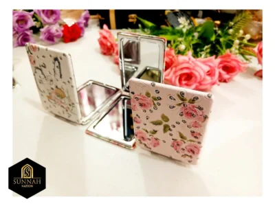 Premium pocket mirror with floral design