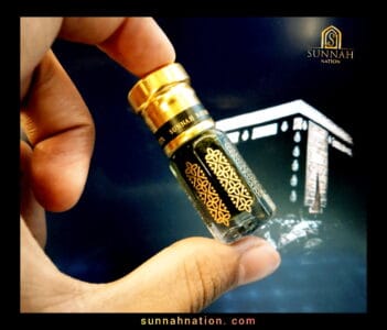 Attar Al Kaba fragrance like Kaba Gilaf